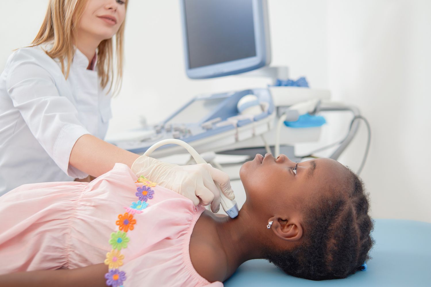 thyroid gland ultrasound exam, physical examination of neck, medical instruments