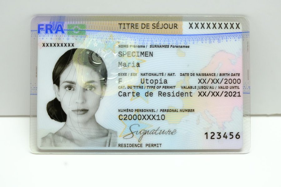Exemple de carte de séjour française