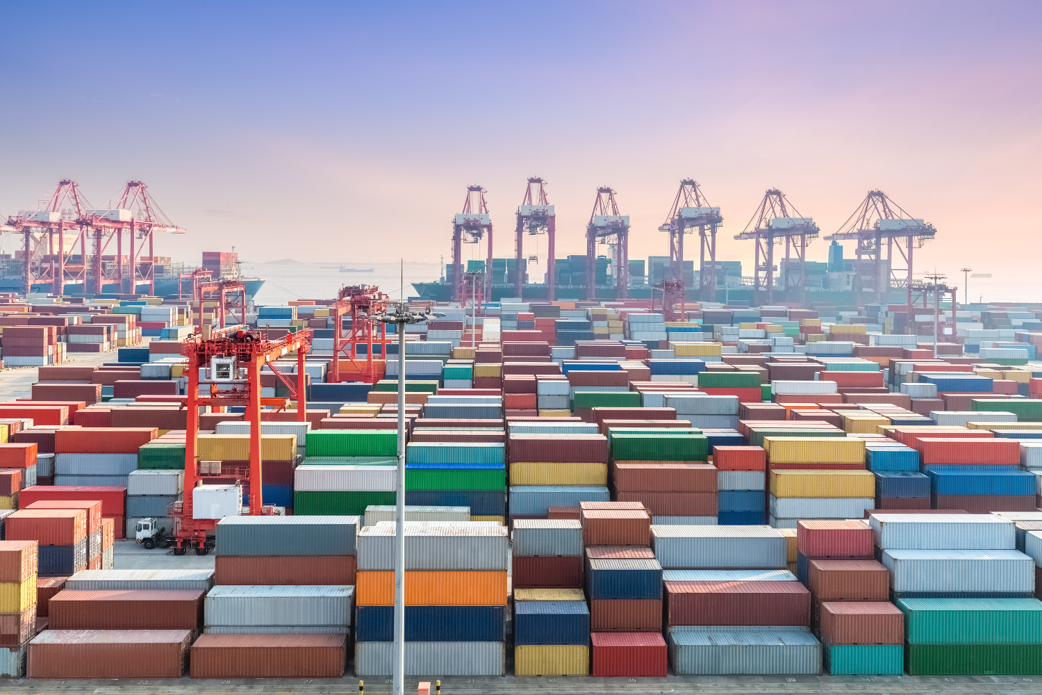 international trade shipping container