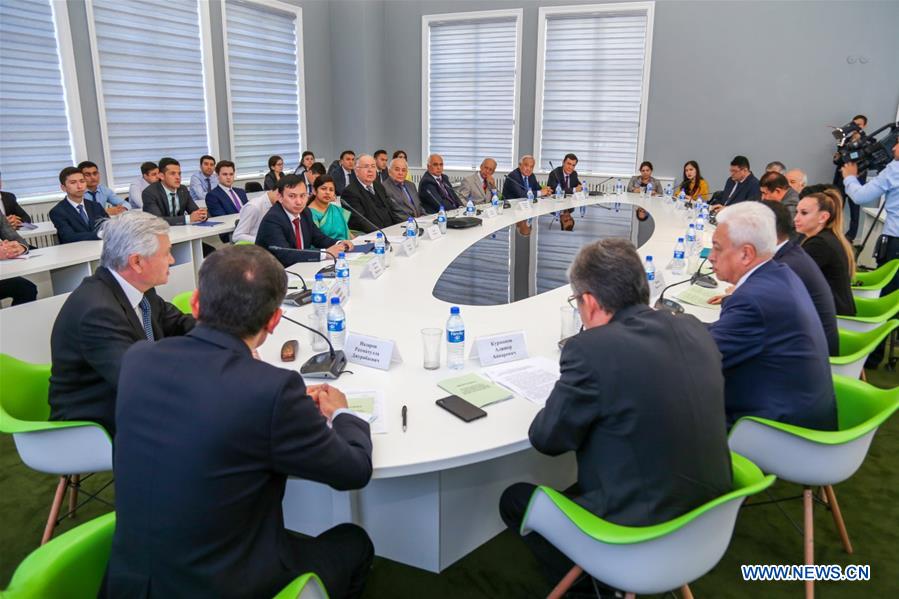 international diplomacy meeting table