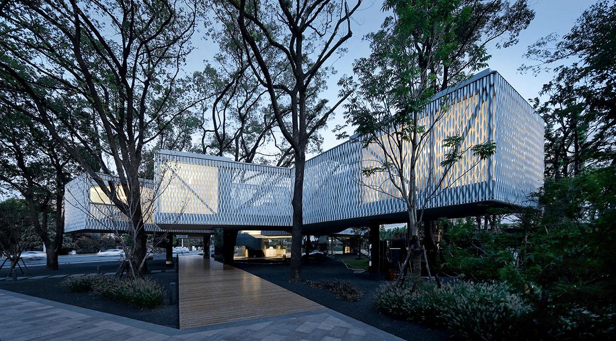 scenic business building modern architecture
