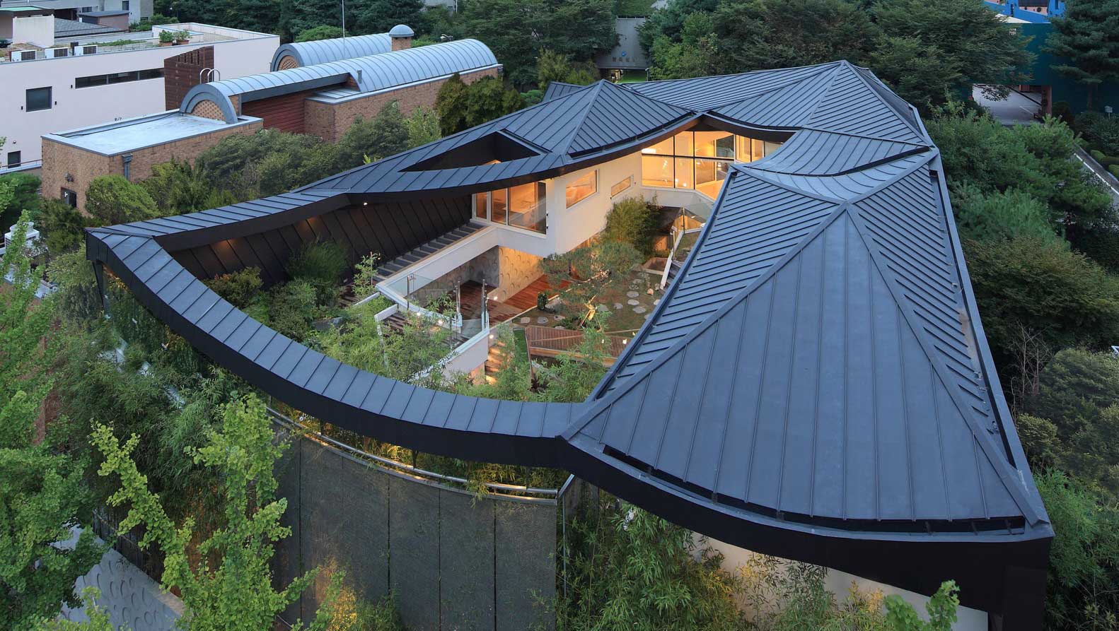 scenic roof architecture