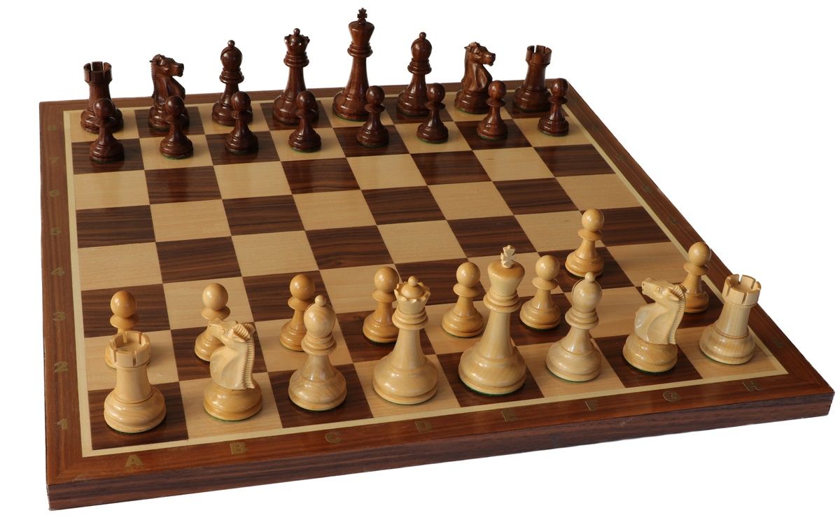chessboard with fianchetto pieces
