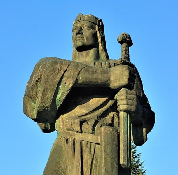 upbringing-based-on-historical-figures-8xzz1cjn