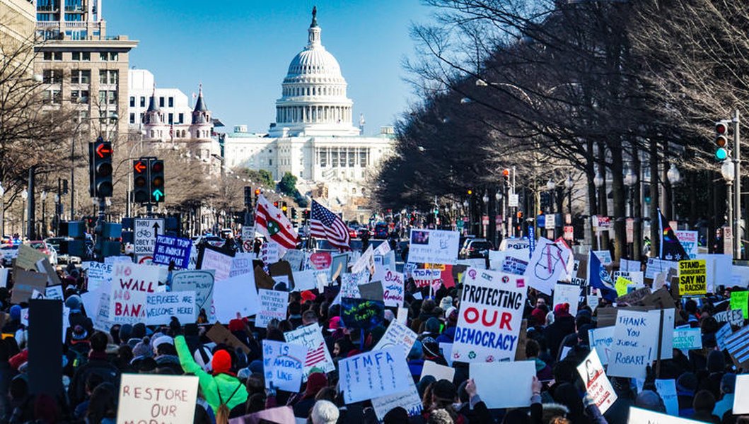 us-autocratization-conservative-view-io28a9cf