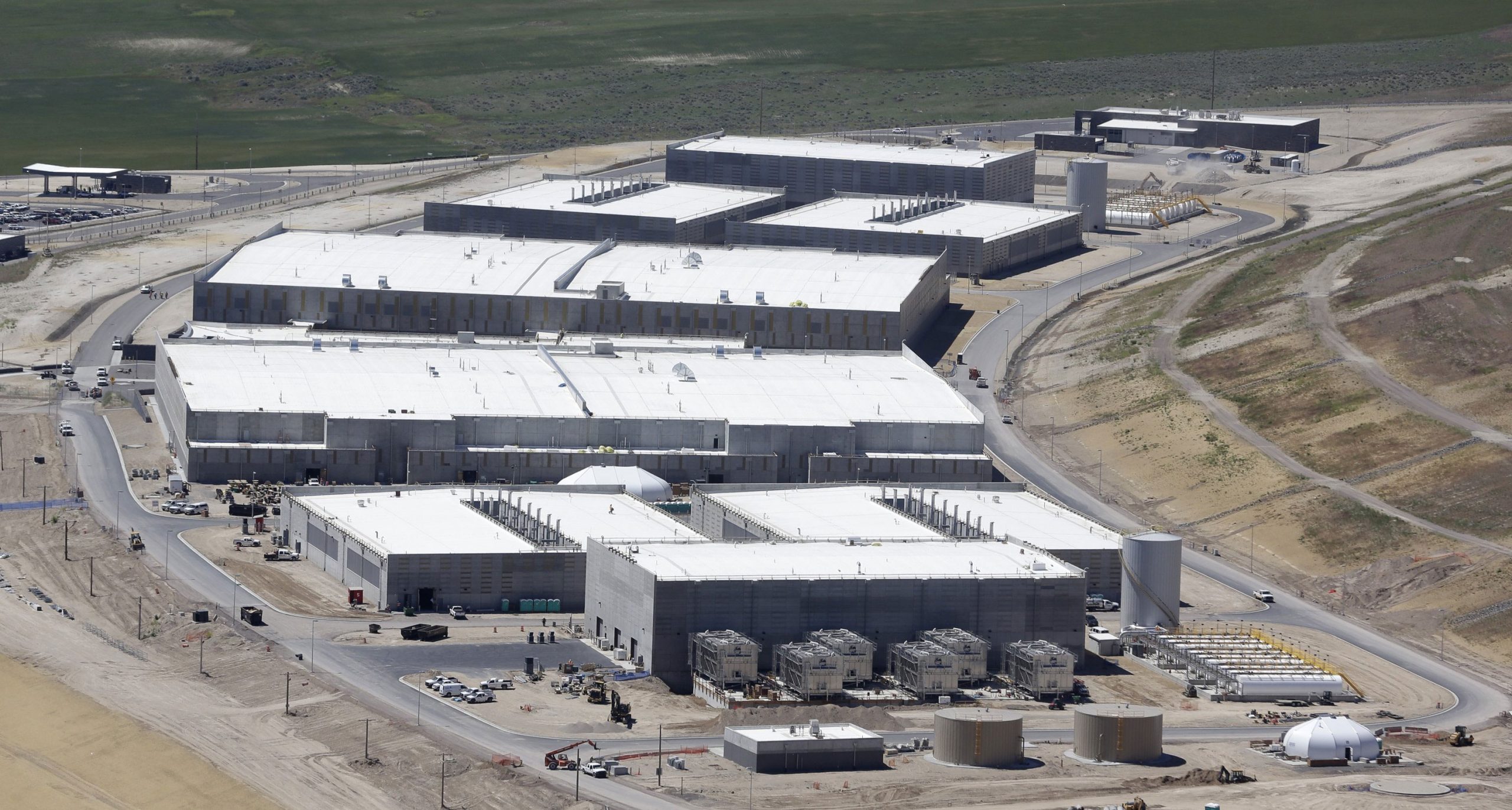 federal agency documents and data centers
