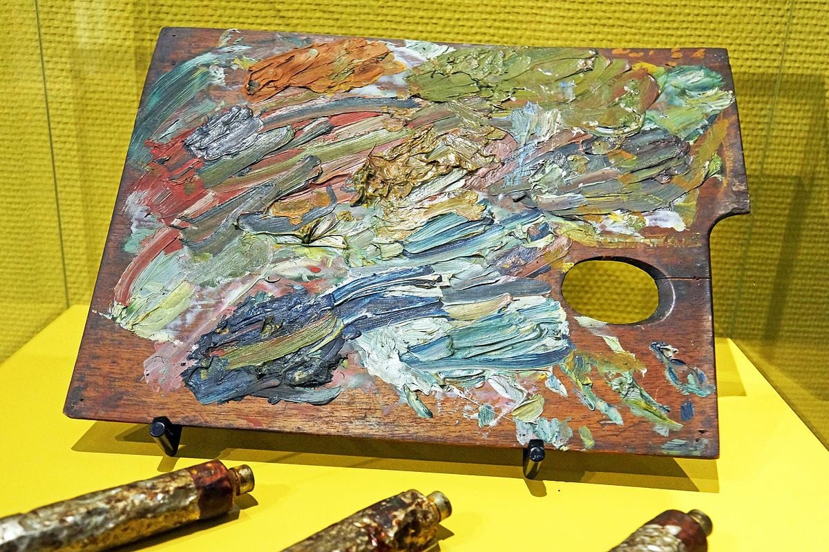 van gogh paintings studio art tools