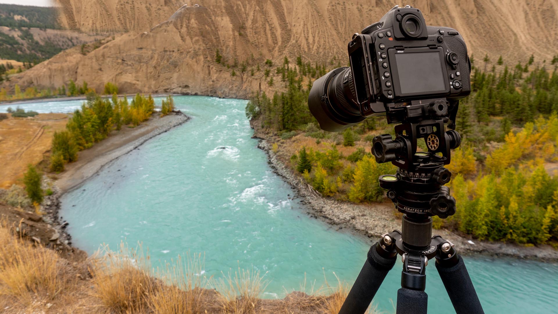 landscape camera on tripod