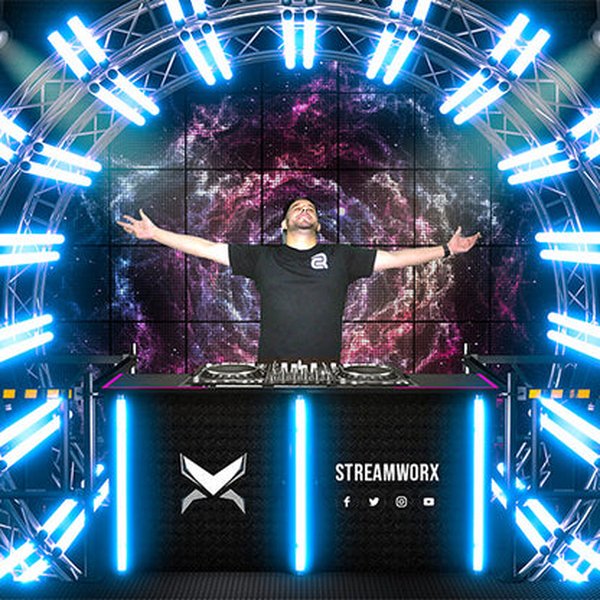 Virtual 3D Stage for DJ