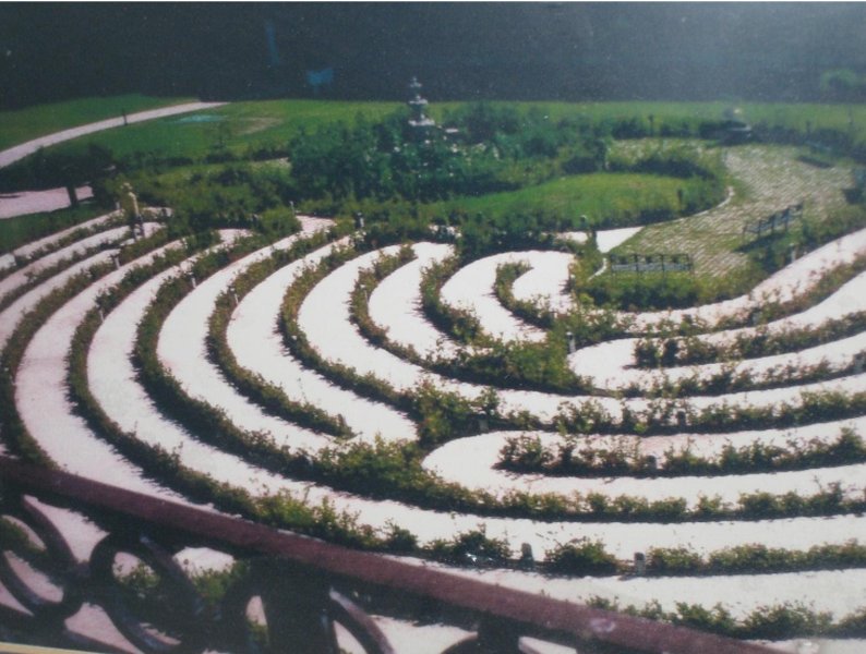 walking-meditation-labyrinths-mexico-eejyew6e