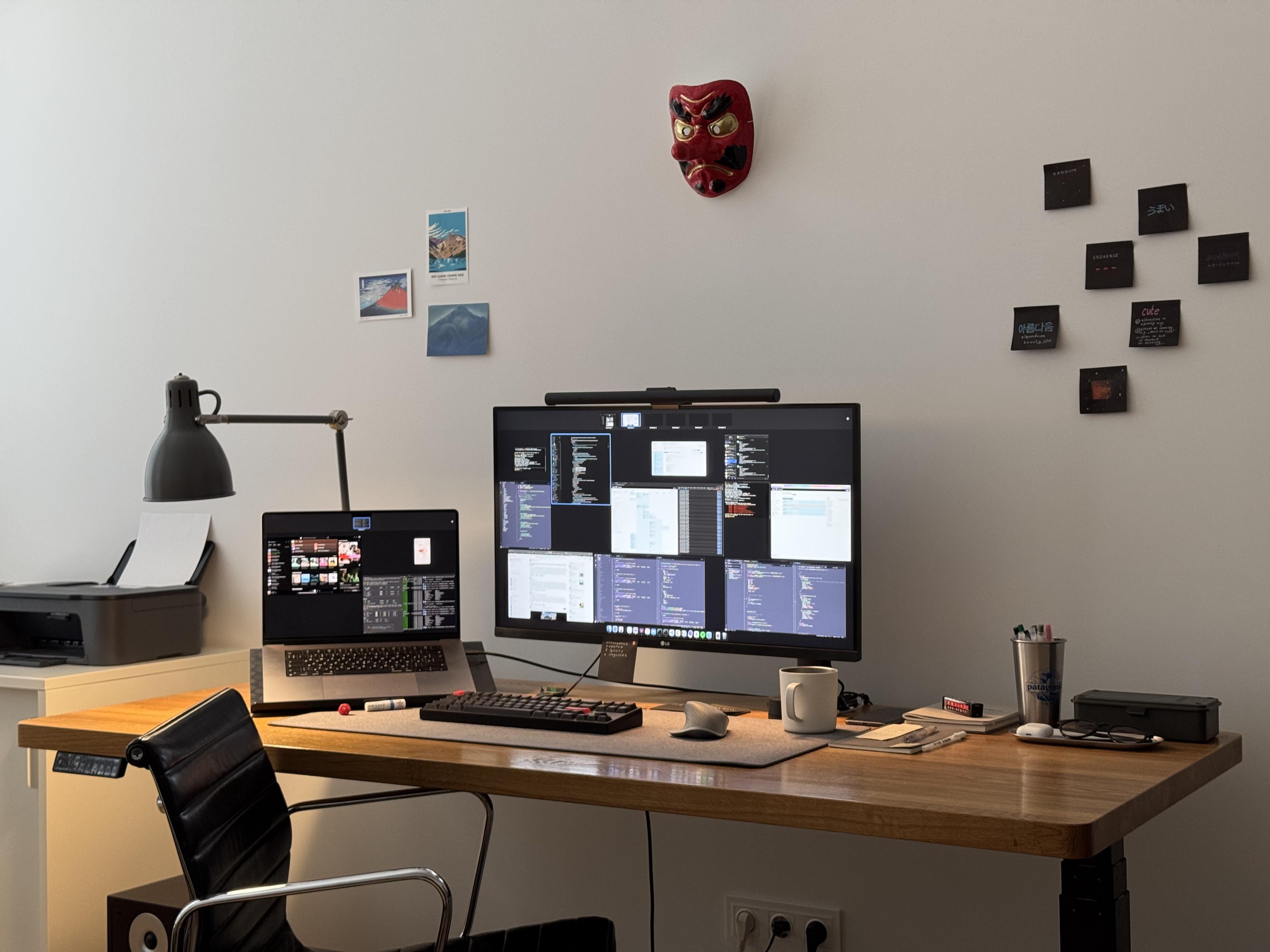 modern web office setup