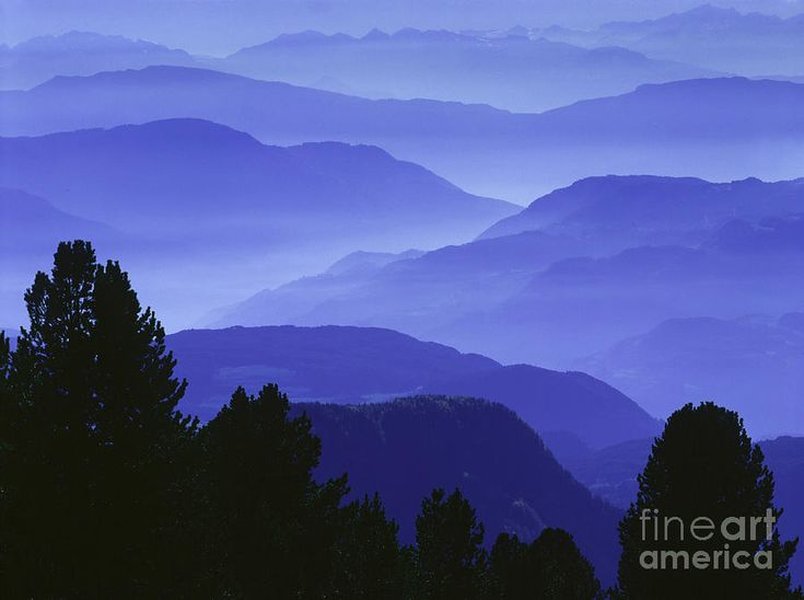 Mountain landscape demonstrating atmospheric perspective
