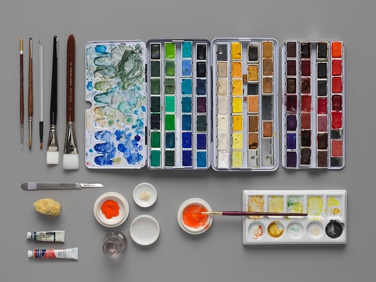professional watercolour paints and art tools