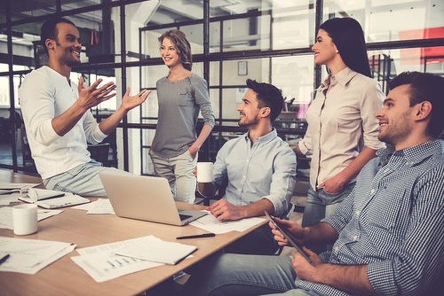 workplace-communication-improvement-examples-m4txz2i2