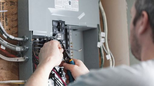 Pole emploi - offre emploi Electricien industriel (H/F) - Les Sables-D'olonne