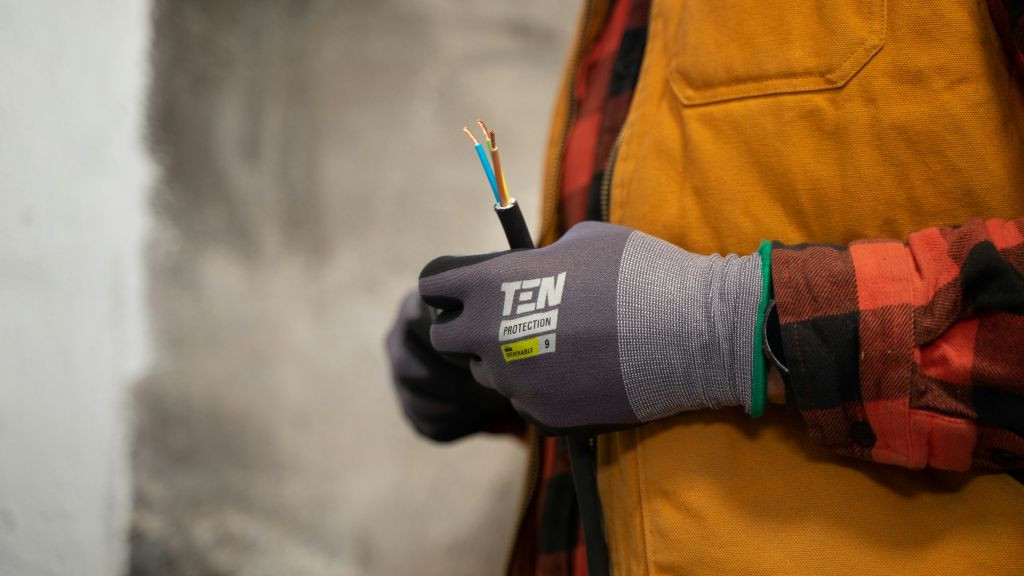Pole emploi - offre emploi Électriciens confirmés (H/F) - Champs Sur Marne