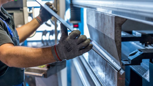 Pole emploi - offre emploi Chaudronnier métallier (H/F) - CLERMONT FERRAND