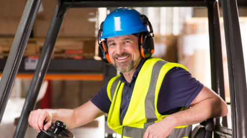 Pole emploi - offre emploi Préparateur de commande (H/F) - LE LUC