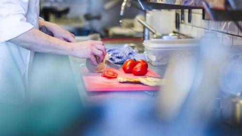 Pole emploi - offre emploi Employé de restauration collective (H/F) - LE VAL D HAZEY