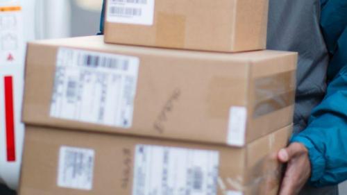 Pole emploi - offre emploi Contrôle qualité de luxe en entrepot (H/F) - VEMARS