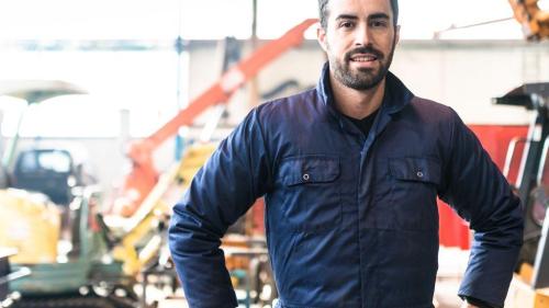 Pole emploi - offre emploi Carrossier peintre (H/F) - LAMBALLE ARMOR