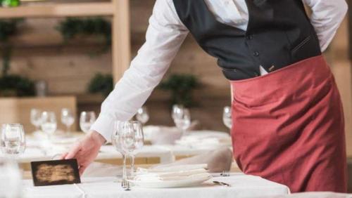 Pole emploi - offre emploi Serveur en salle recrutement (H/F) - AIX EN PROVENCE