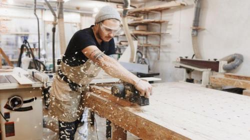 Pole emploi - offre emploi Menuisier poseur (H/F) - ST ETIENNE
