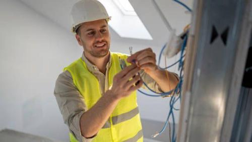 Pole emploi - offre emploi Électricien (H/F) - AUBIGNY LES CLOUZEAUX