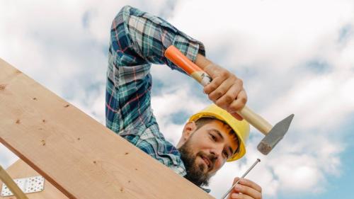 Pole emploi - offre emploi Charpentier (H/F) - PLABENNEC