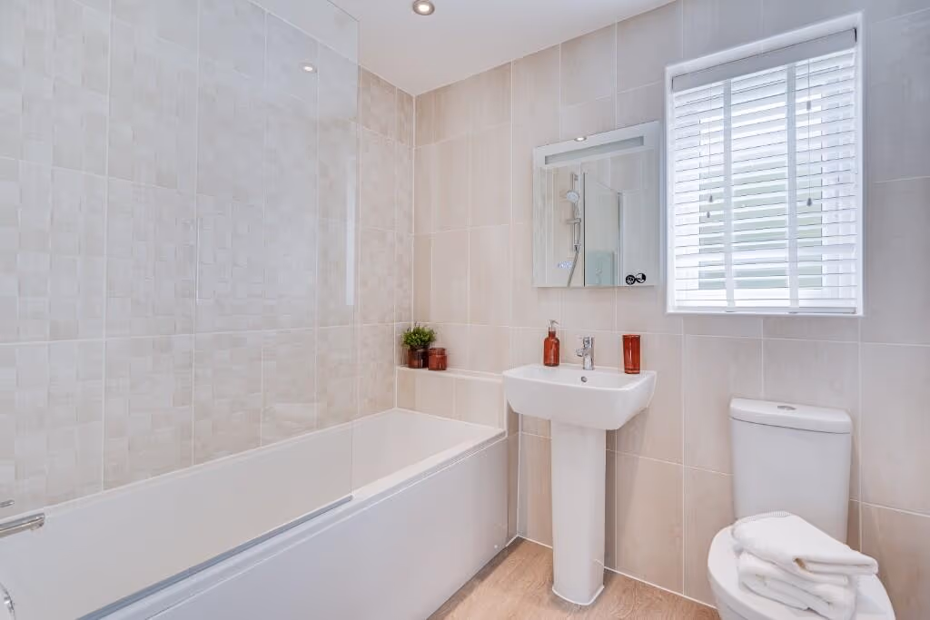 Birchwood Manor, Wardley Lane, Wardley, Tyne and Wear, NE10 8AA, photo 6