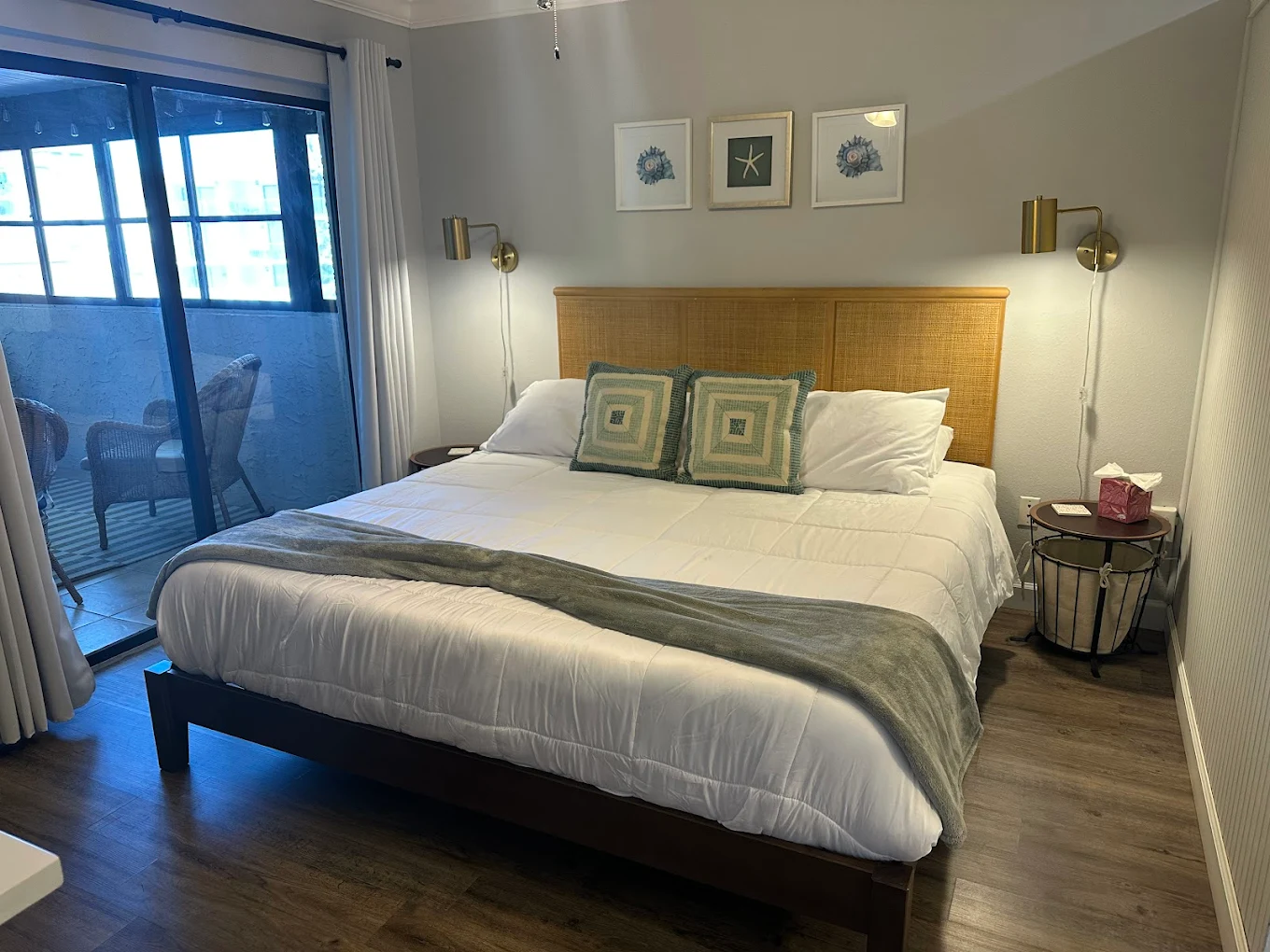 Fresh and tidy Tampa bedroom after professional cleaning by Easy Clean Service