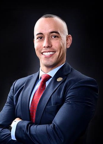28075_38682_gilbert.jpg