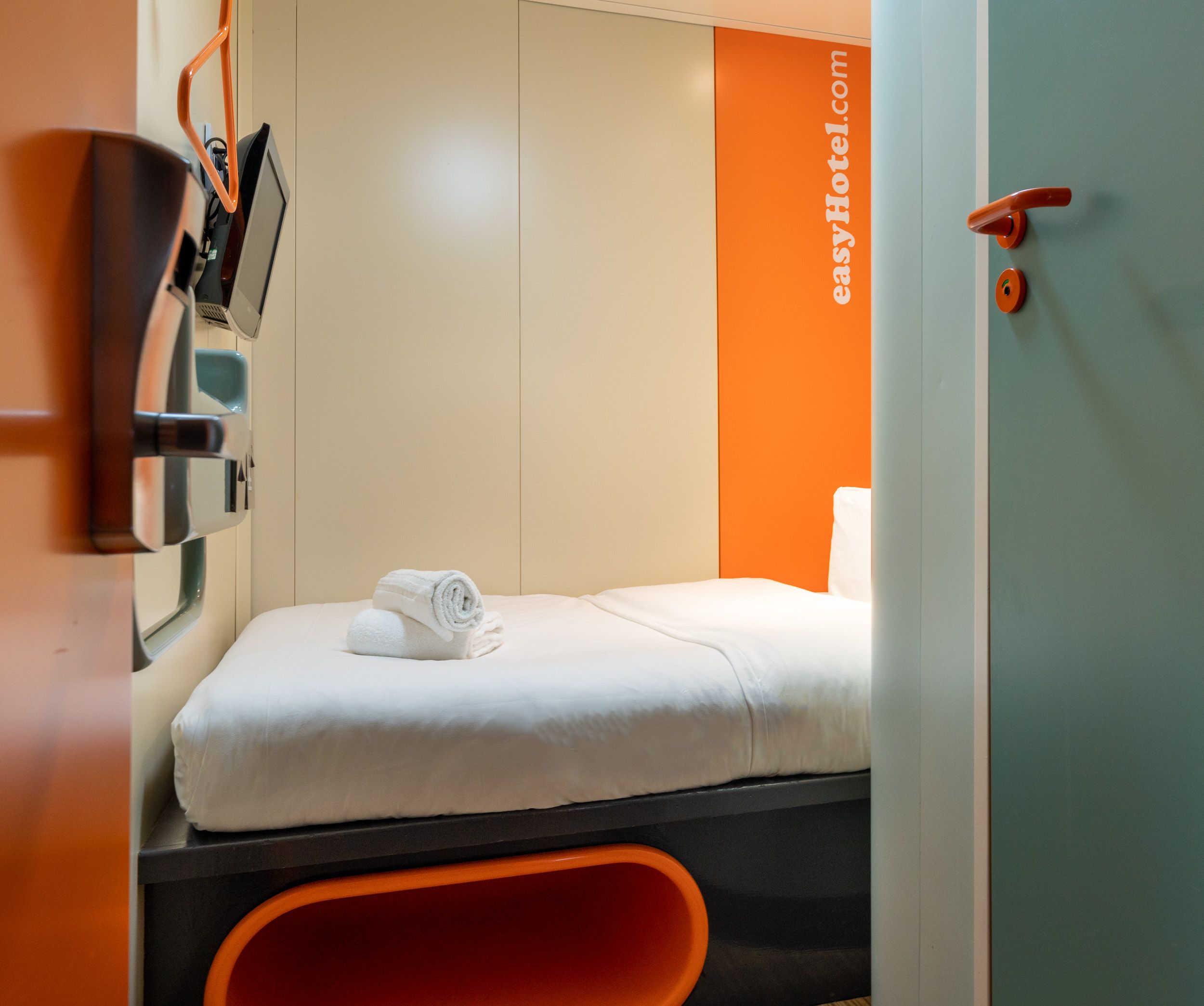 easyHotel Edinburgh Budget Hotel in Edinburgh