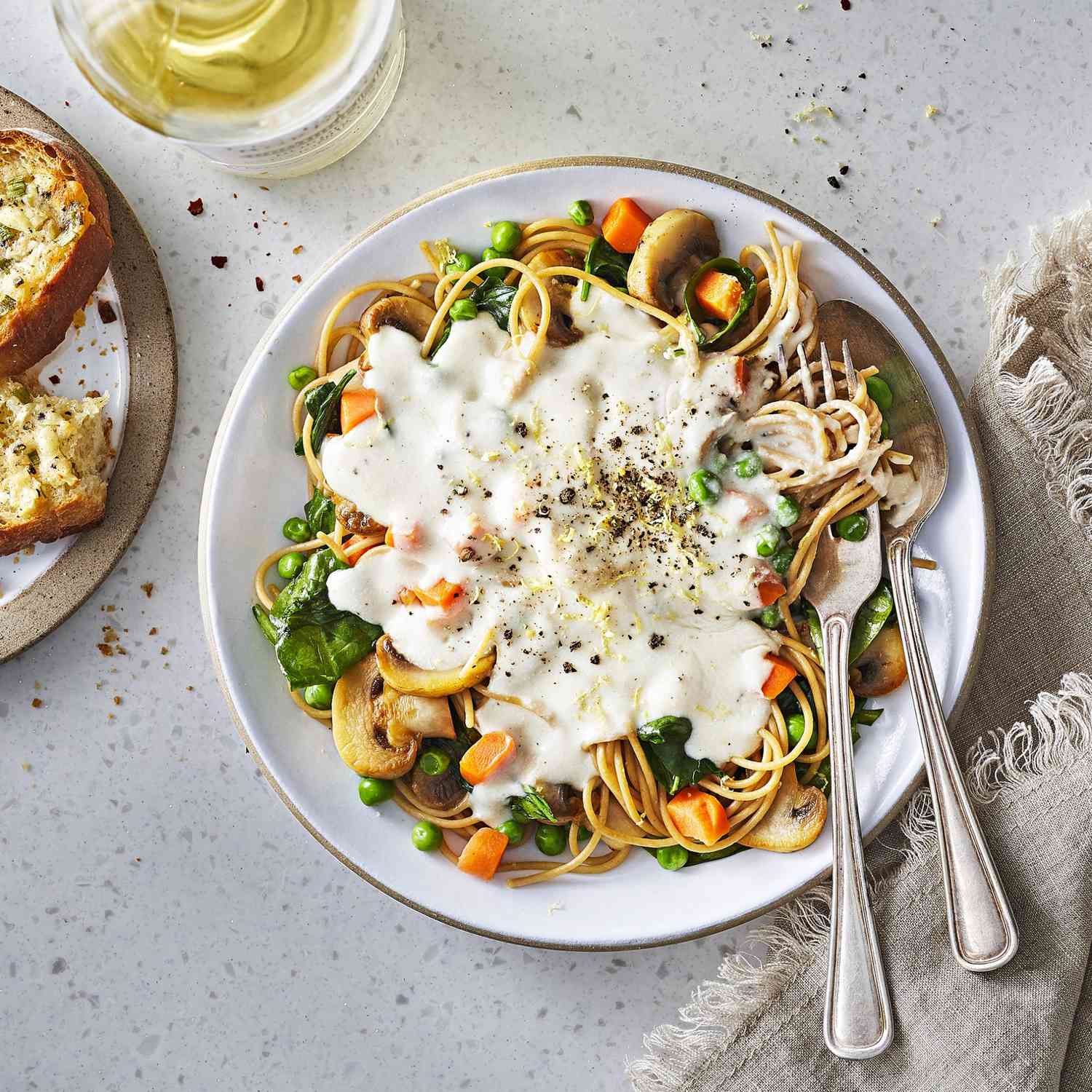 vegan alfredo with veggies