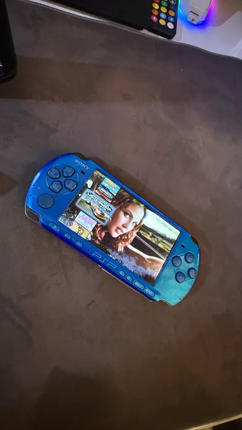 psp 3000 - صورة 2