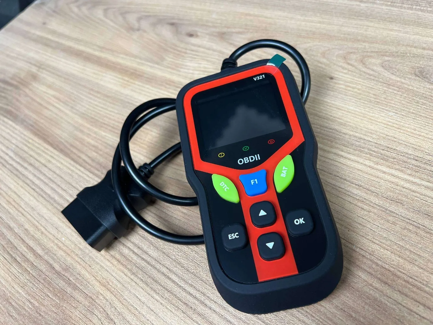 جهاز فحص سيارات OBDII موديل V321 - صورة 3