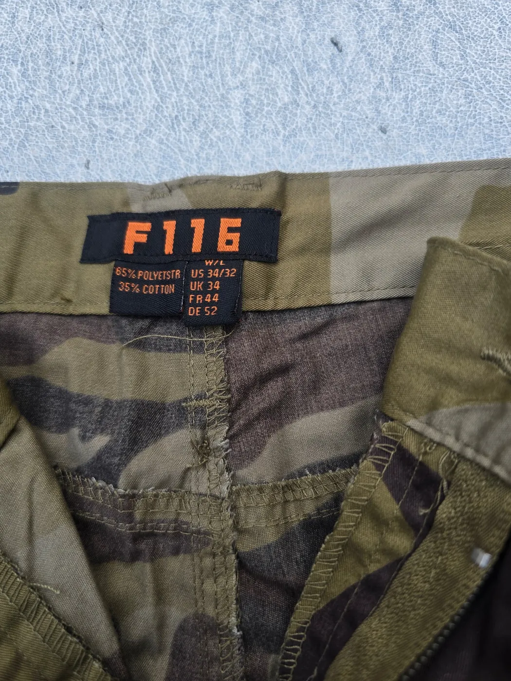 بدلة عسكرية F115 مموهة - صورة 3