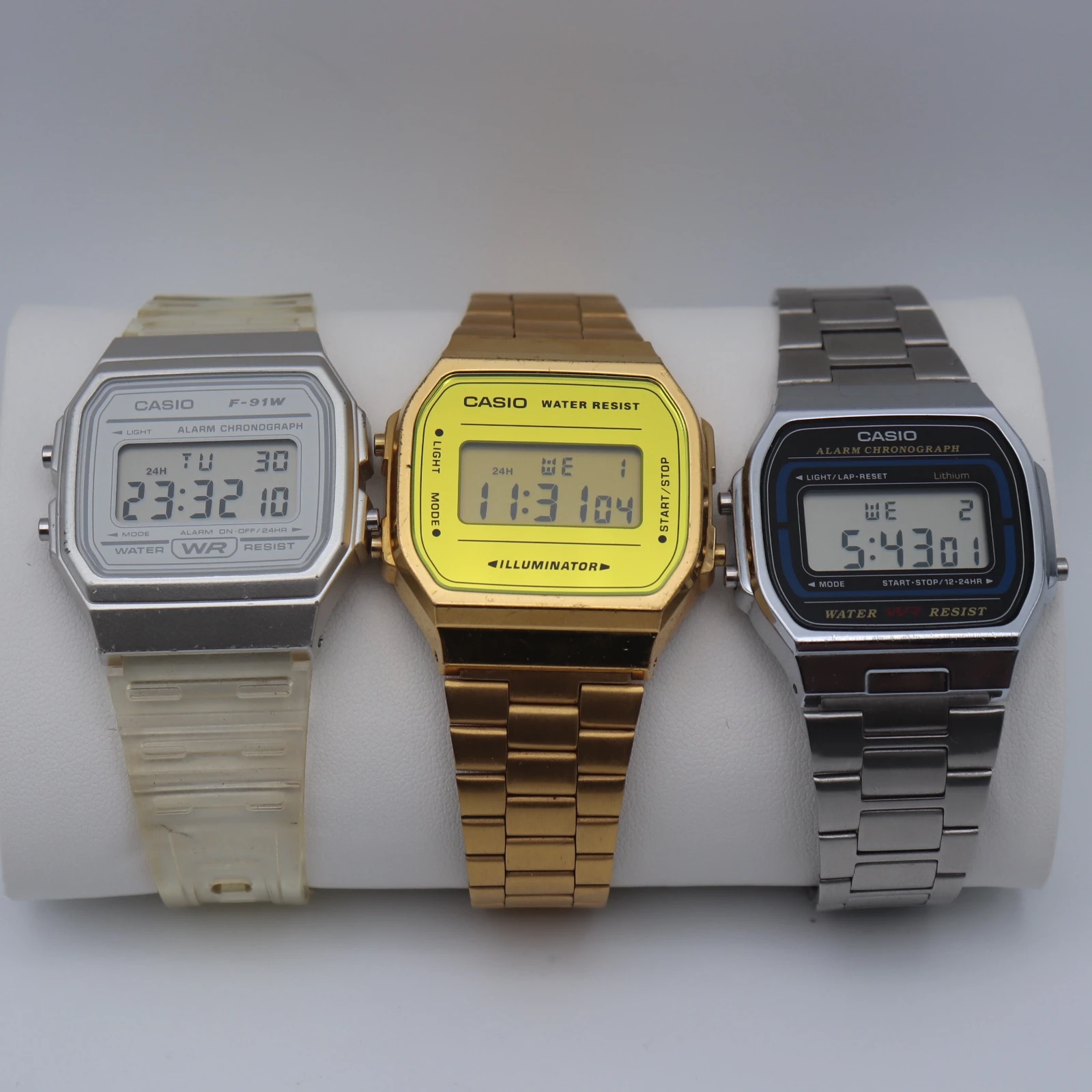 ساعات كاسيو رقمية متنوعة | Assorted Casio Digital Watches