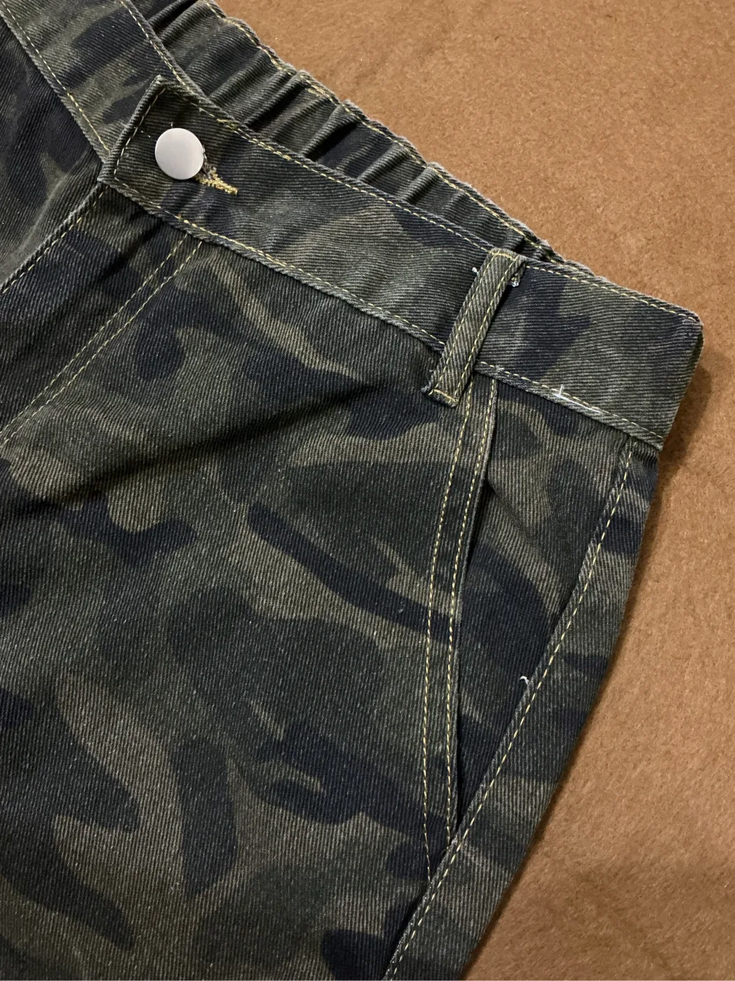 جينز Camo جديد كارغو / باكي