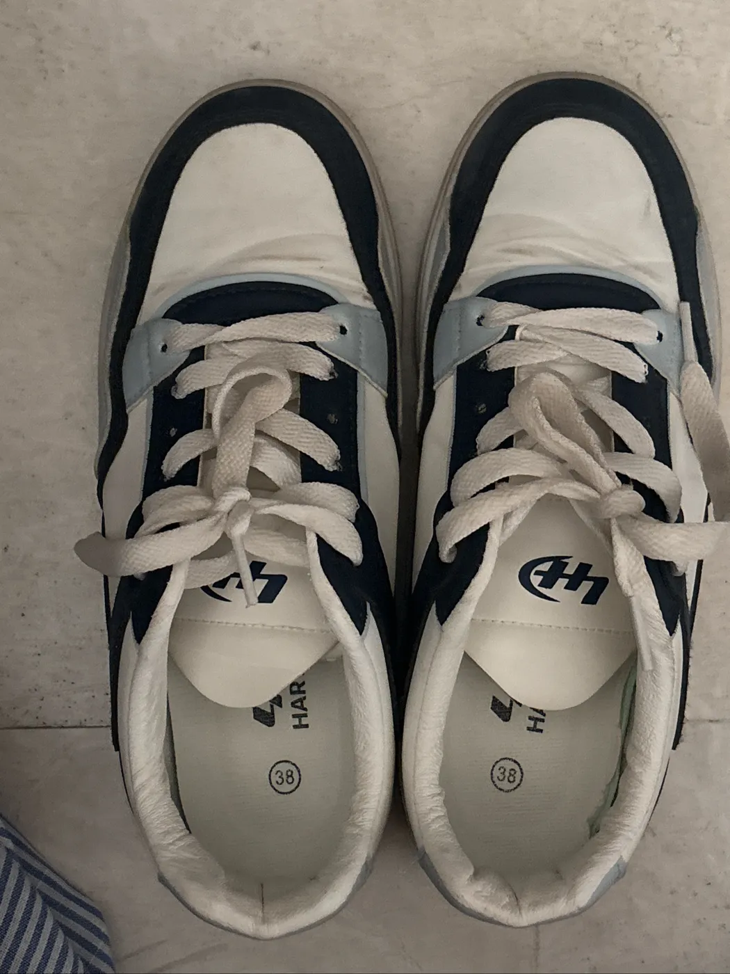 حذاء رياضي إتش ٤ | H4 Sport Shoes