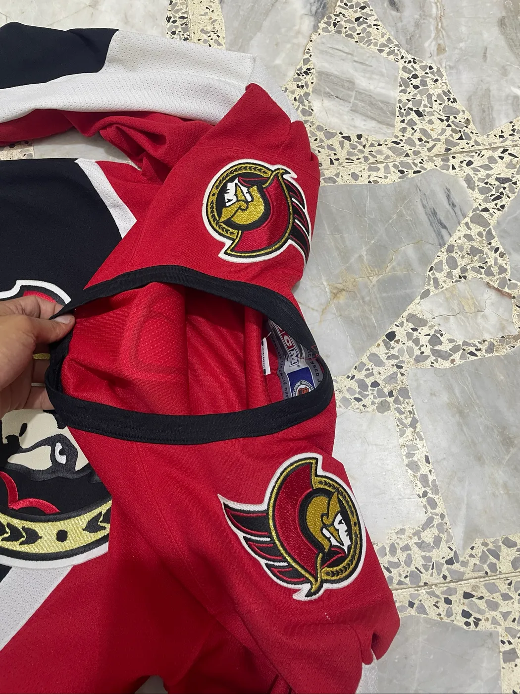 قميص فنتج هوكي تقليدي وعتيق (Vintage) لفريق أوتاوا سيناتورز (Ottawa Senators) - صورة 4