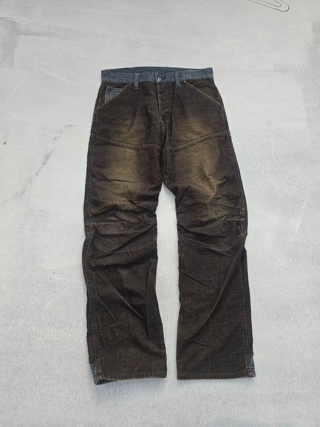 بنطلون مضلع ((كوردروي)) رجالي من شركة G-Star RAW
