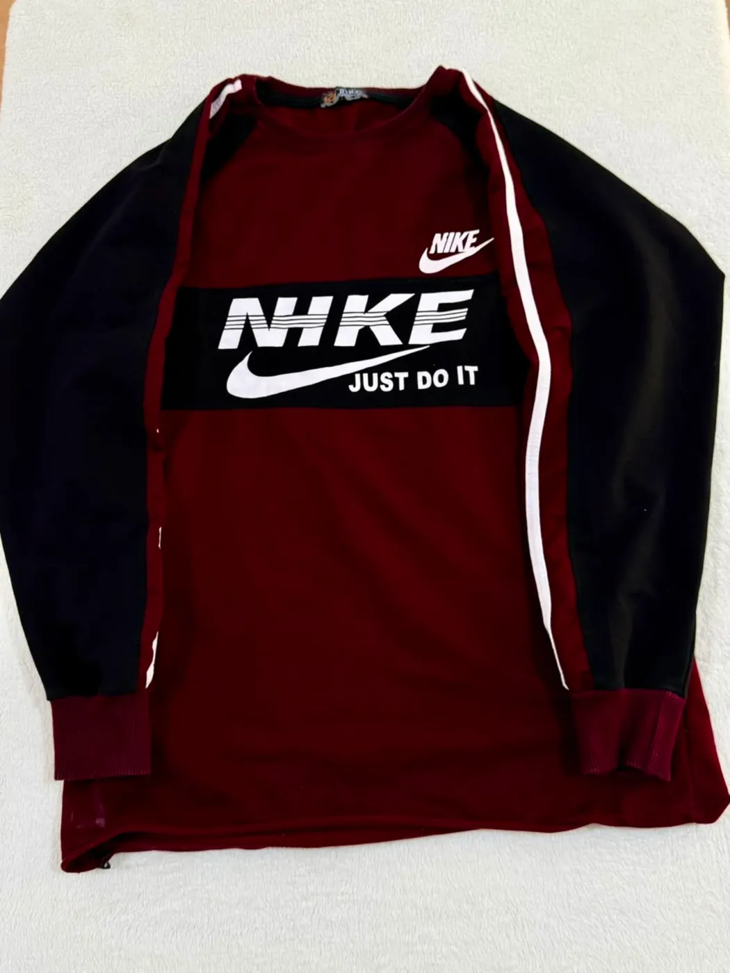 سويتر نايكي | Nike Sweatshirt