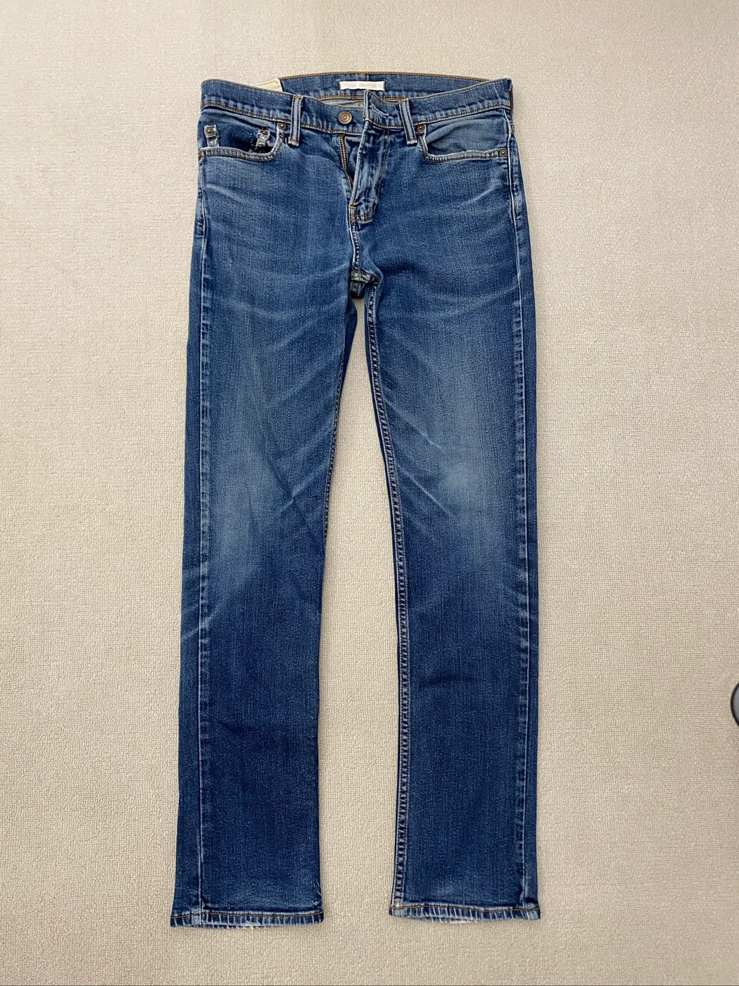 Jeans اصلي - صورة 2