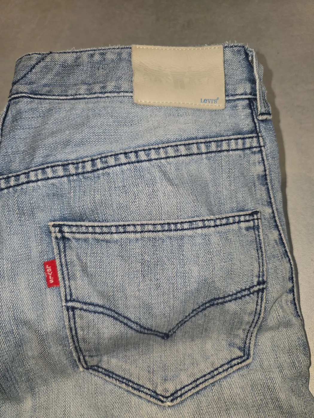 بنطرون جينز أزرق فاتح قياس 31 | Light Blue Denim Jeans Size 31 - صورة 5