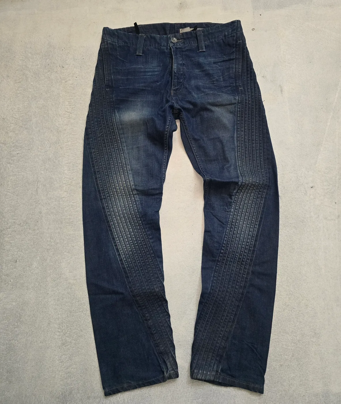 بنطرون Levis