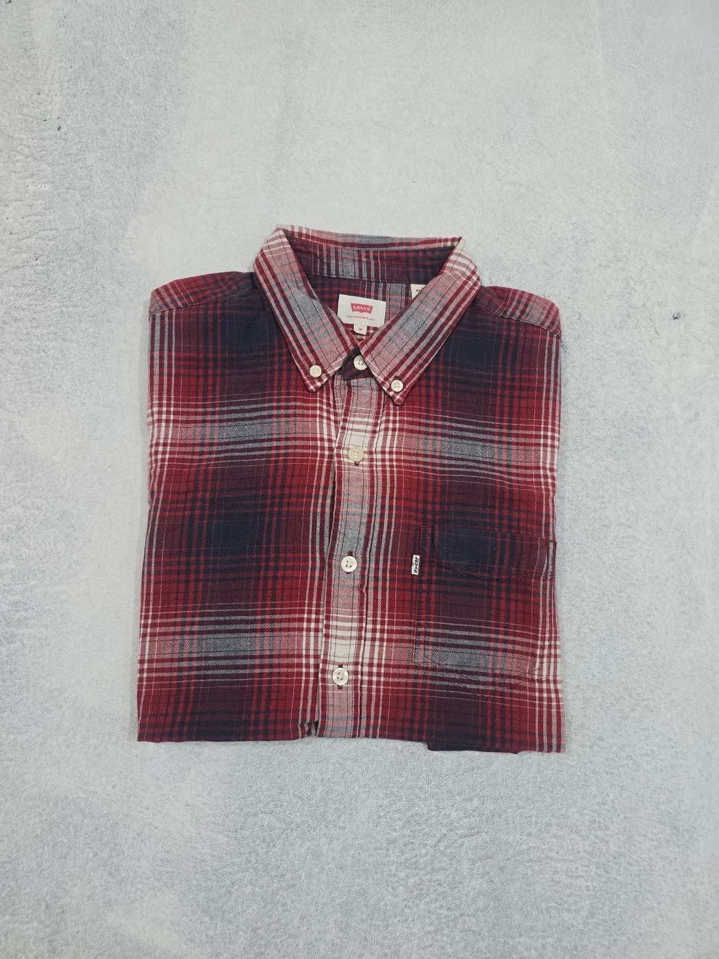 قميص Levis قطن ١٠٠%