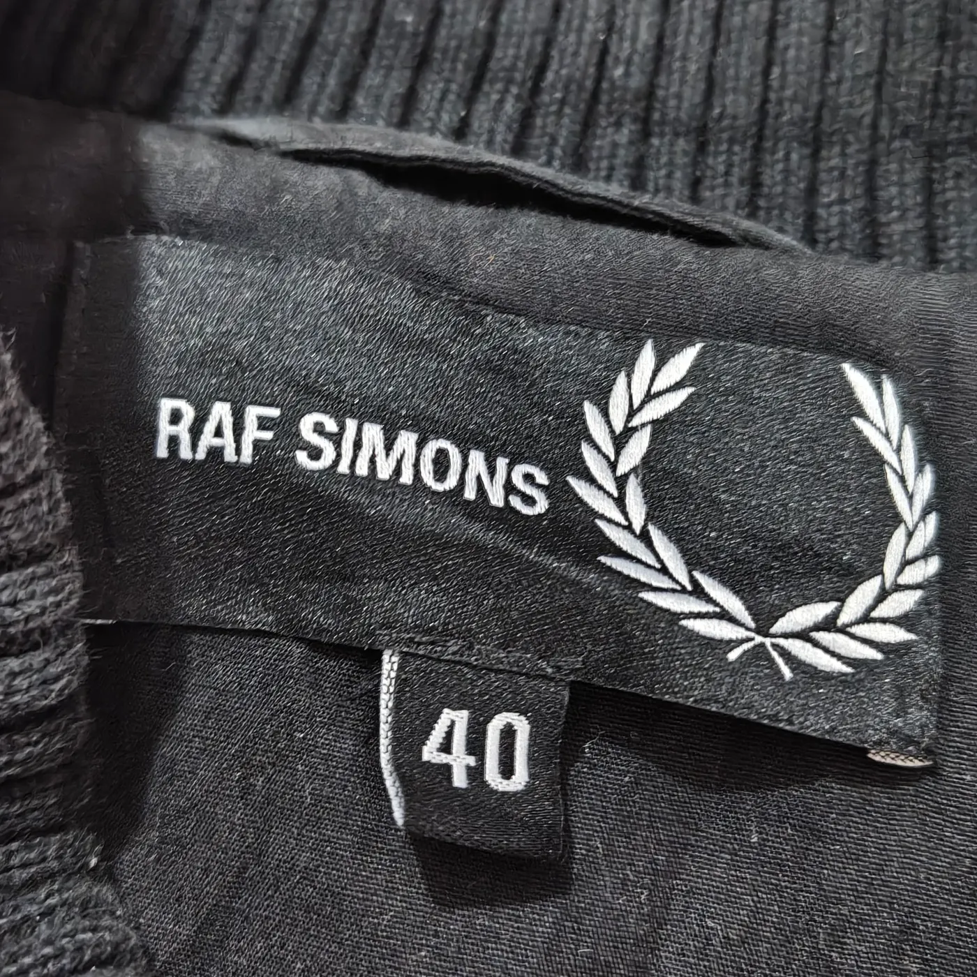 جاكيت فريد بيري راف سيمونز رجالي/نسائي | Fred Perry x Raf Simons Unisex Varsi... - صورة 3