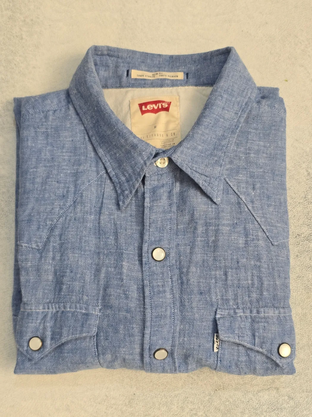 قميص ليفايز رجالي أزرق فاتح | Levi's