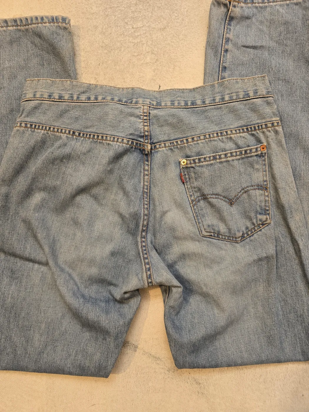 بنطرون جينز من شركة Levis - صورة 5